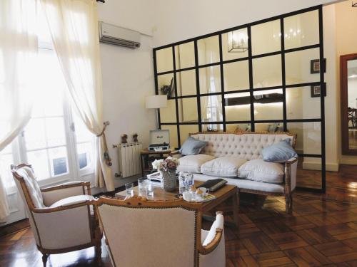 One-Bedroom Apartment image 8