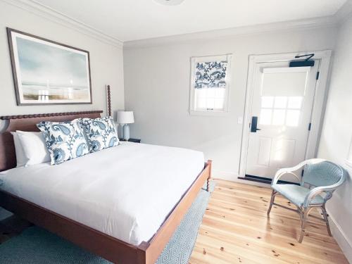 Nantucket Resort Collection Room Type - Veranda House - King with Balcony