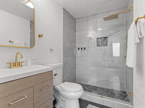 Lawrenceville Central !1 Modern and Cozy One Bedroom Apartment with Free Street Parking thumb 4