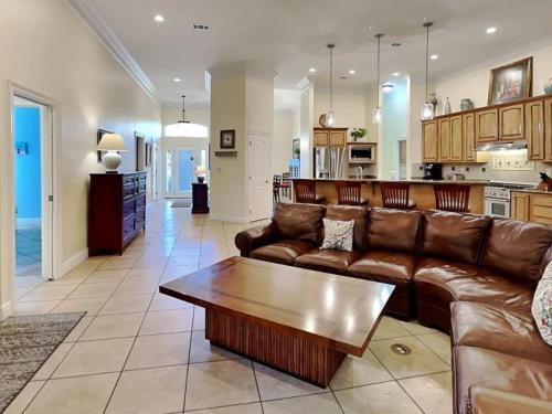 Beach Beauty 4 bed 3 bath home 5 min walk to beach in gated community near Crab Trap