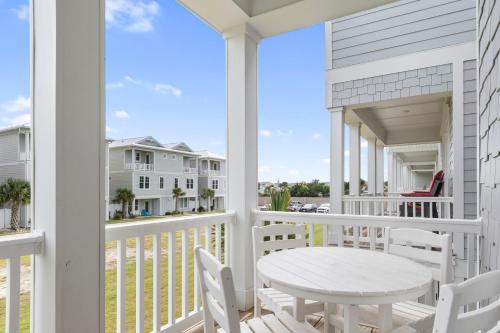 . Home in Emerald Isle, NC welevator