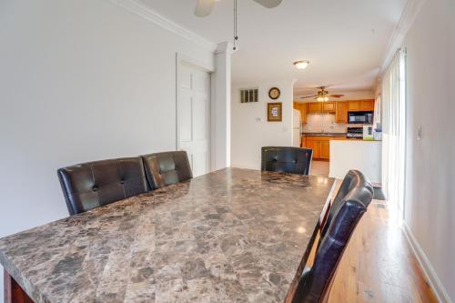 Glendale Heights Home with Office and Backyard! in Glendale Heights, USA