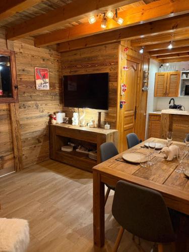 Chalet Cosy Les Gets Vue Montagne 4
