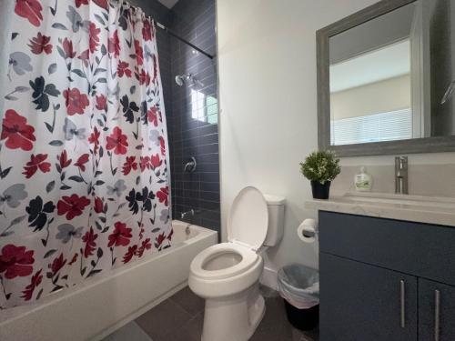 The Blue Hostel - Private Room With Private Bath - USC - DTLA - BMO Stadium - LA OLYMPIC - STAPLES CENTER, Los Angeles (fotografie 9)