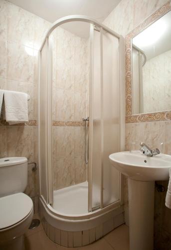 ホスタル ザバラ