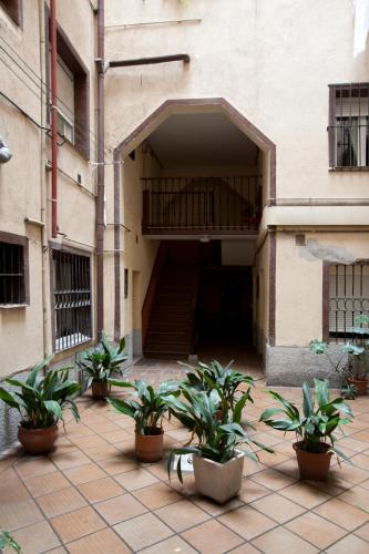 ホスタル ザバラ