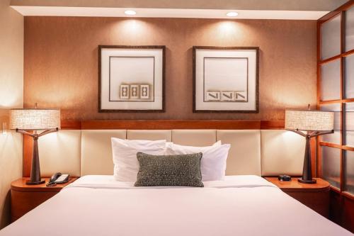 No Resort Fee Strip View Suite + Free Valet + Pool, Las Vegas (foto 8)