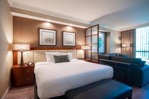 No Resort Fee Strip View Suite + Free Valet + Pool, Las Vegas (foto 9)