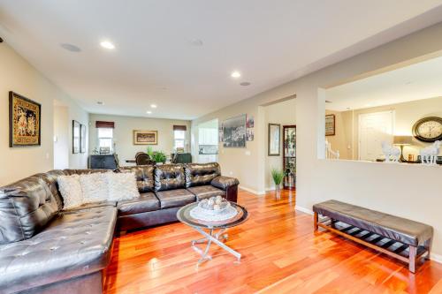 Shady Trails Fontana Home with Loft and Patio in Fontana, USA