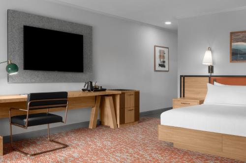 Valley River Inn