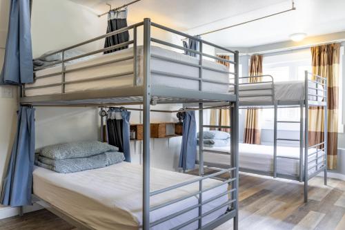 Shared room, mixed dormitory, 14 guests