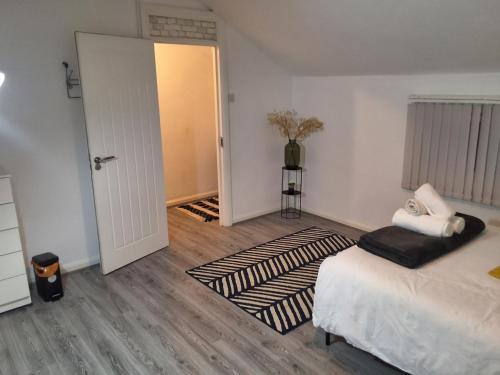 Zak Air B&B Stay 9 people's, Birmingham (fotografie 3)