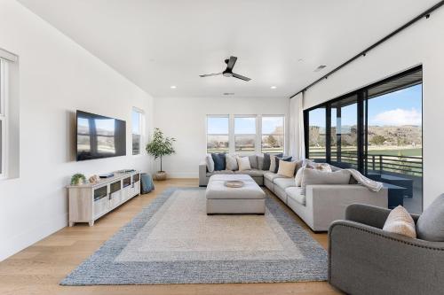 Villa #22 at Bloomington Country Club - Fairway to Heaven condo