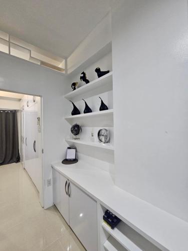 White House Staycation by Trixie Datiles, Manila