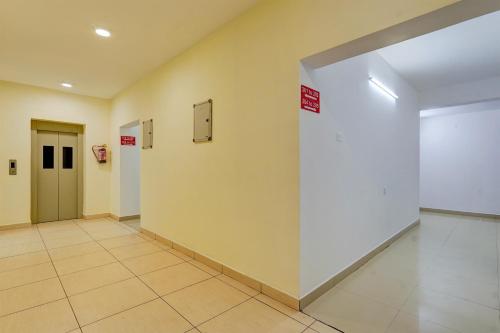 Lobby, Super Hotel O Valasaravakkam Near Chandra Metro Mall in Poonamallee
