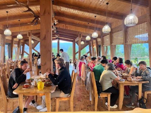 Kemin Guest House - 레스토랑