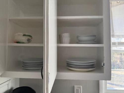 Boswell Bungalow-Large Yard-Pets-Wifi - image 2