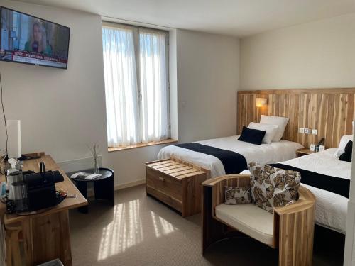 2 double beds