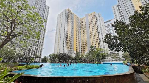 Studio With Pool & Next To Mall - Bekasi