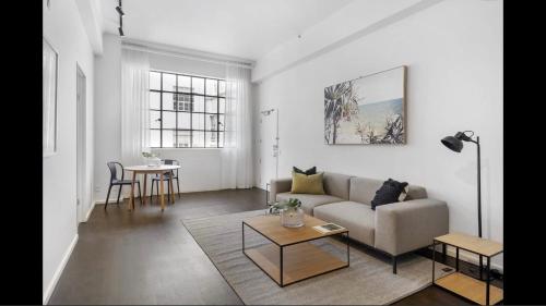 Arthur spacious 2 bedrooms wifi public parking closeby- 53 cook street, Auckland (foto 6)