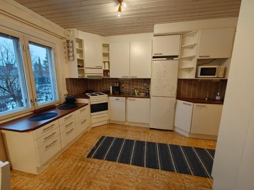 Kitchen, As 10 Lumi incl Sauna, Wifi in Valkeakoski