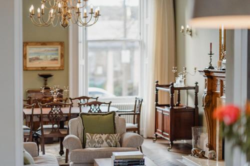 Prestigious Townhouse close to Princes Street, Edimburgo (foto 2)