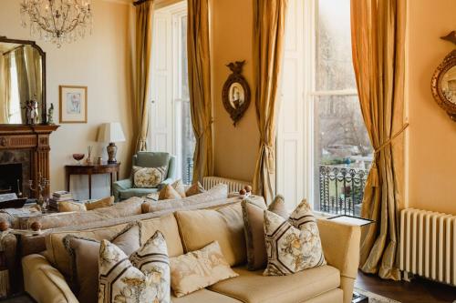 Prestigious Townhouse close to Princes Street, Édimbourg