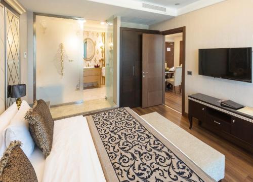 room detail thumbnail 1