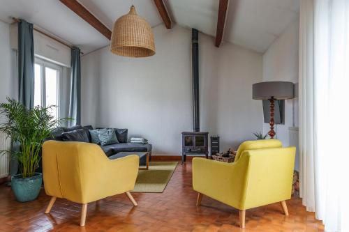 Maison familiale jardin terrasse proche lac Joué gîte à louer Ballan-Miré