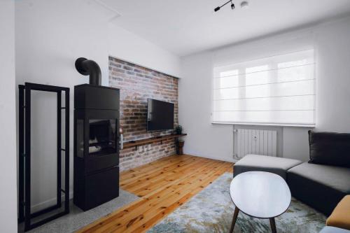 Luminous Central Retreat Spacious 2BD Apartment by Flat Mаnager, Sofia (Foto 8)