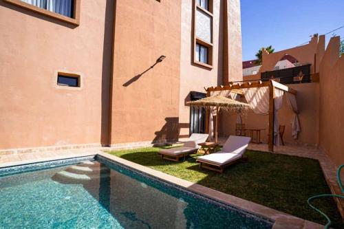Swimming pool, Riad Kasbah AMALOU in Tilila
