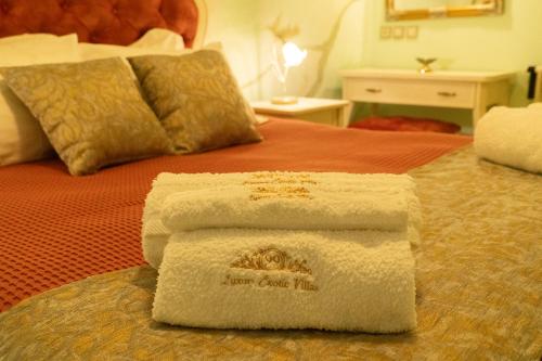 99 Luxury Exotic Villas