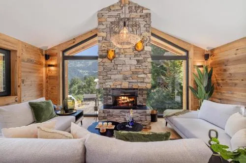Chalet Le Reve Cinema room Jacuzzi in Riddes, Schweiz