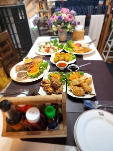 Restaurant, Kwanruean Boutique Hotel in Sing Buri