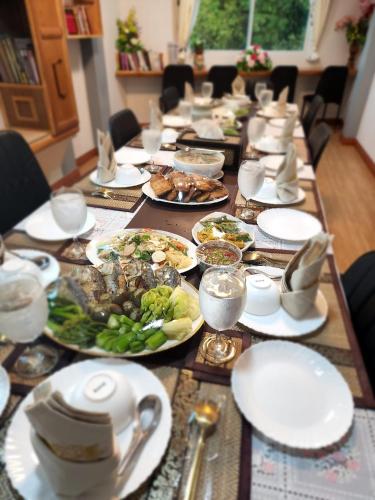 Restaurant, Kwanruean Boutique Hotel in Sing Buri