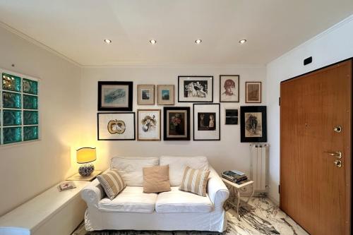 The Vatican Studio, Рим