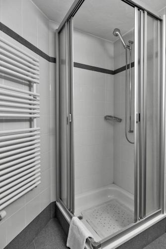 Apartment image 9