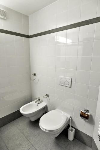 Apartment image 7