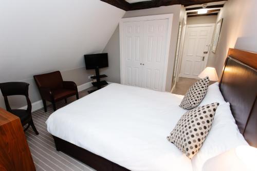 Hatton Court Hotel - image 6