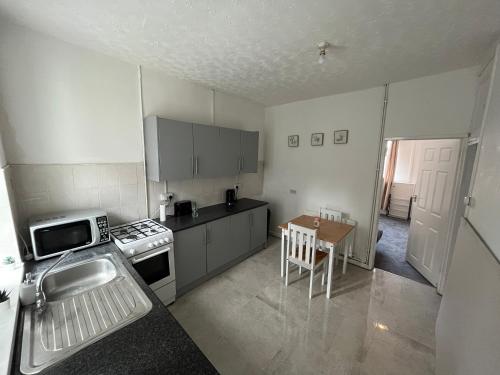 Cosy home in Stoke on Trent in Tunstall