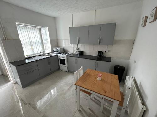 Cosy home in Stoke on Trent in Tunstall