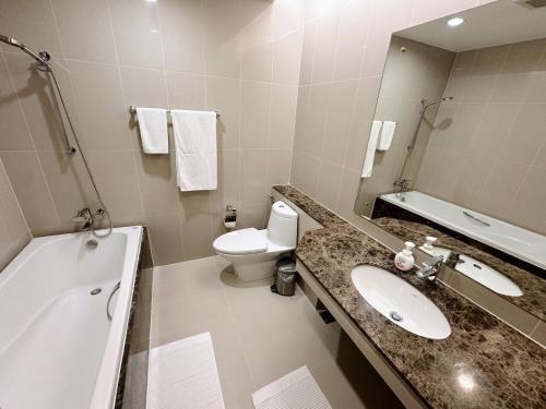 The Prime 11 Sukhumvit 11 2BR near BTS Nana, Bangkok (photo 10)