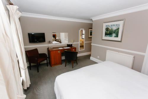 Hatton Court Hotel - image 4