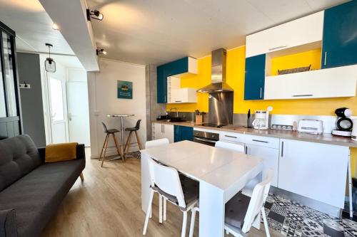 Agreable maisonnette entierement renovee -Terrasse in Guidel