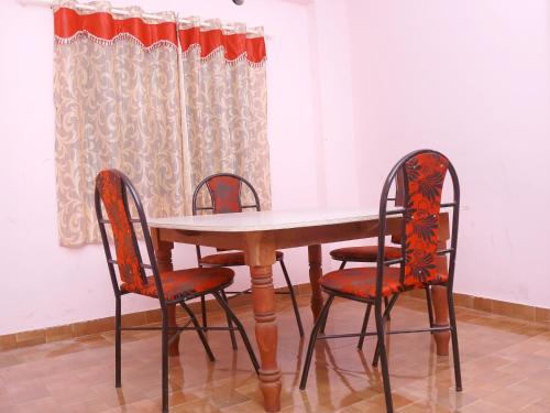 Iekārtas, Royal Residency Apartment in Erumely