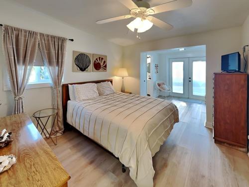 Bathing Suit Beach Bungalow Bathing Suit Beach Bungalow