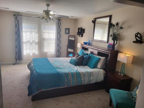 Beautiful 1 acre 4 bd 3 bath non-smoking home