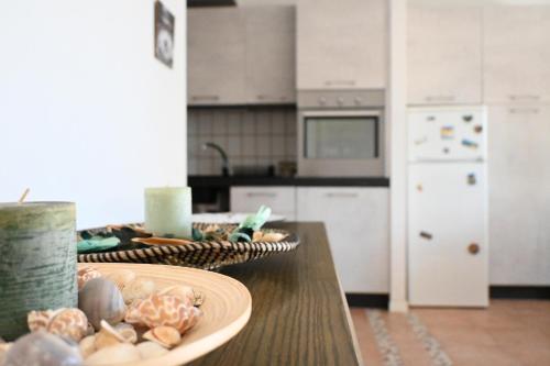 One-Bedroom Apartment image 1