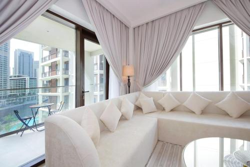 2BHK Breeze Crest Living-Brand New Furnished, Dubai (foto 4)