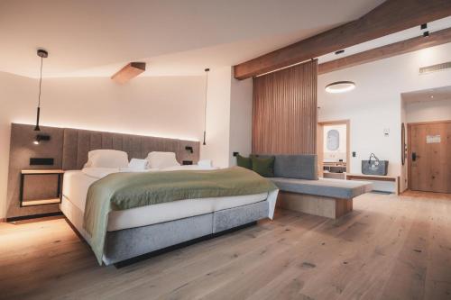 1 double bed, 1 sofa bed
